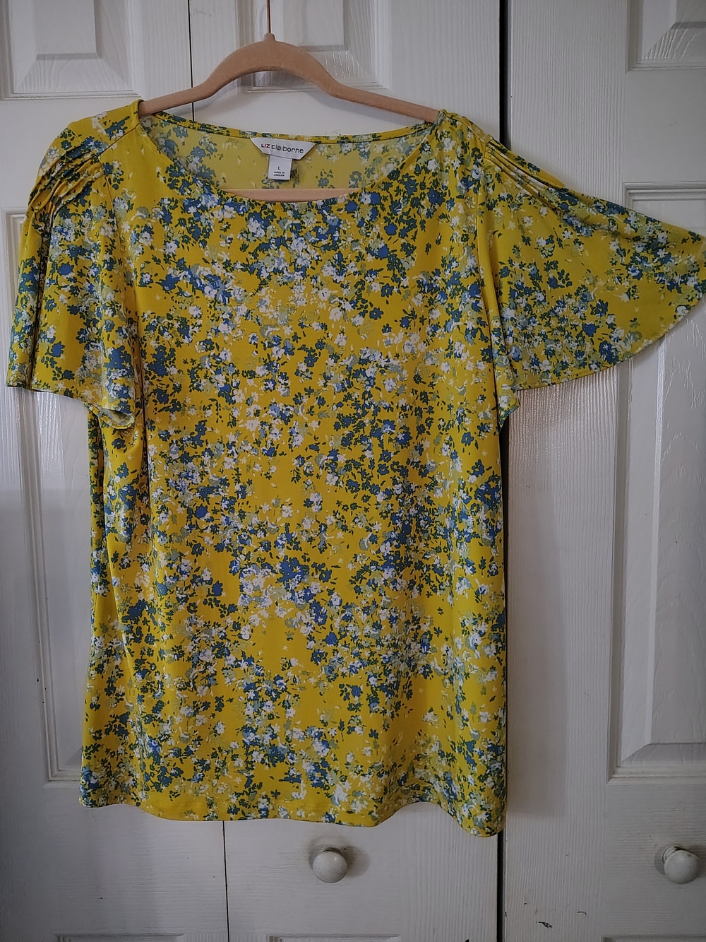 Liz Claiborne Yellow Floral Flutter Sleeve Blouse